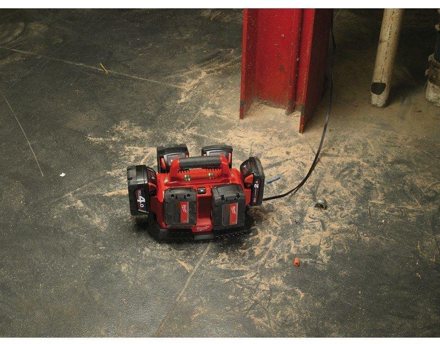 Milwaukee M14™/M18™ Multibay Charger