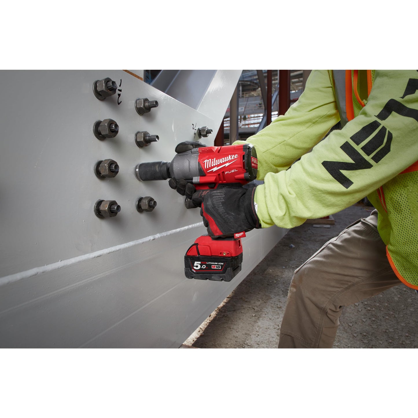 Milwaukee M18™ FUEL™ ½″ High-Torque Impact Wrench with Pin Detent