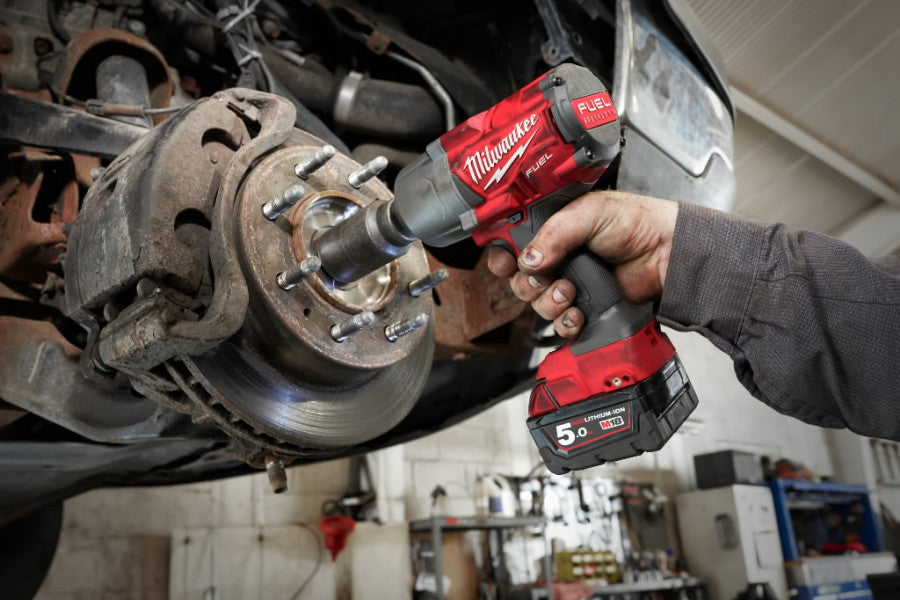 Milwaukee M18™ FUEL™ ½″ High-Torque Impact Wrench with Friction Ring