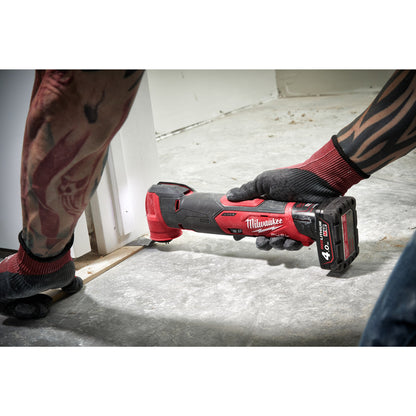 أداة Milwaukee M12™ FUEL™ متعددة الاستخدامات بقوة 12 فولت